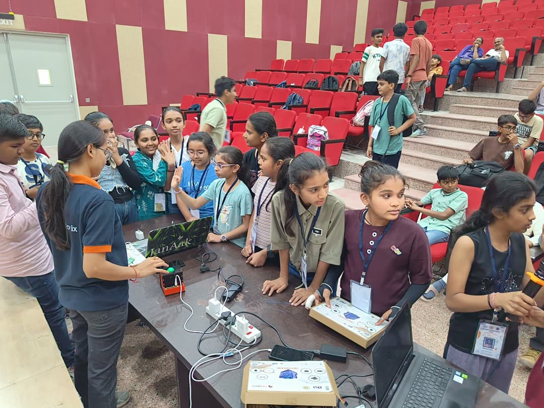 AI & STEM Lab Setup for Schools | STEM Labs by Stembotix
